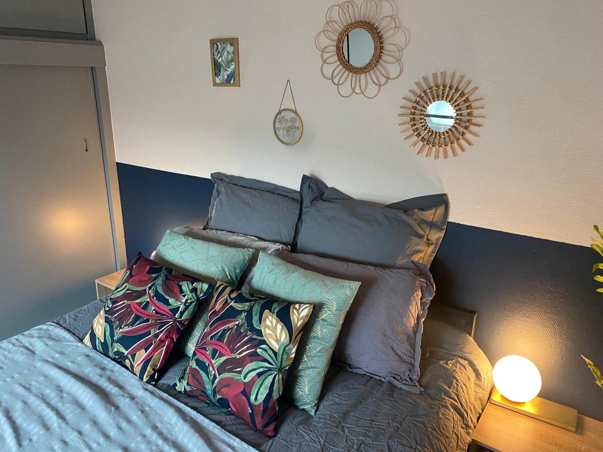 Stylish & Cosy Mezzanine In Historical Old Town