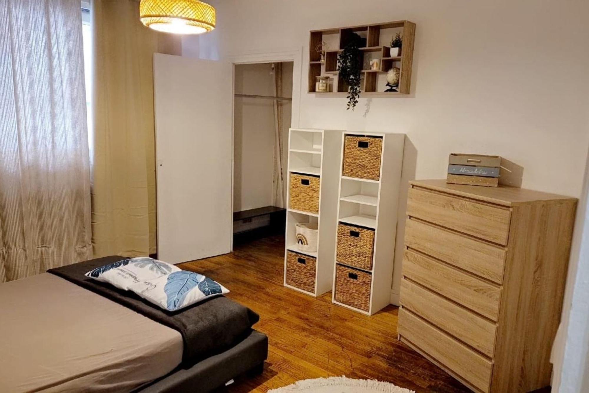Charming T2 Of 44 M2 Near The Train Station
