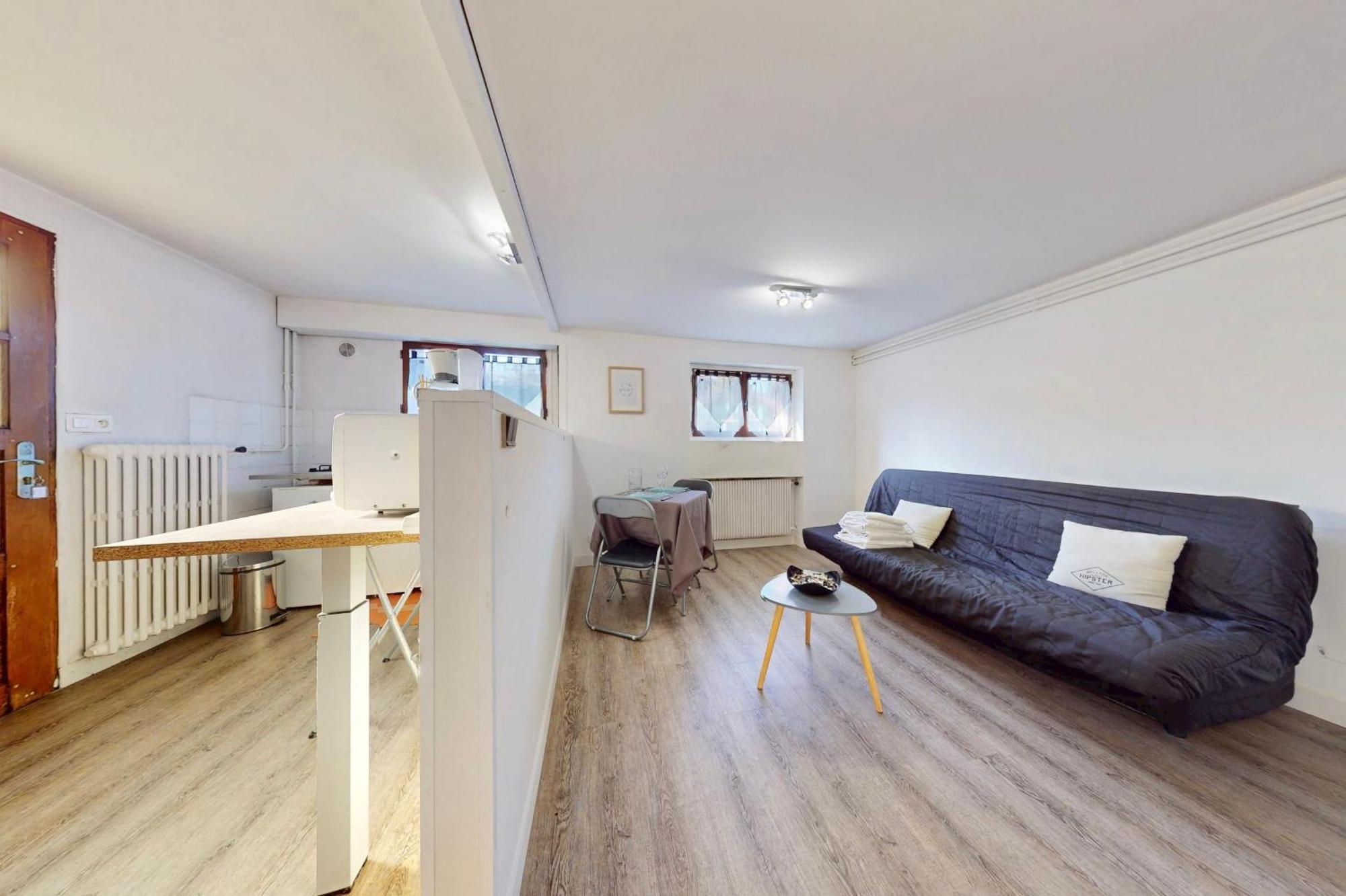 Cesiere - Confortable Au Calme Apartment