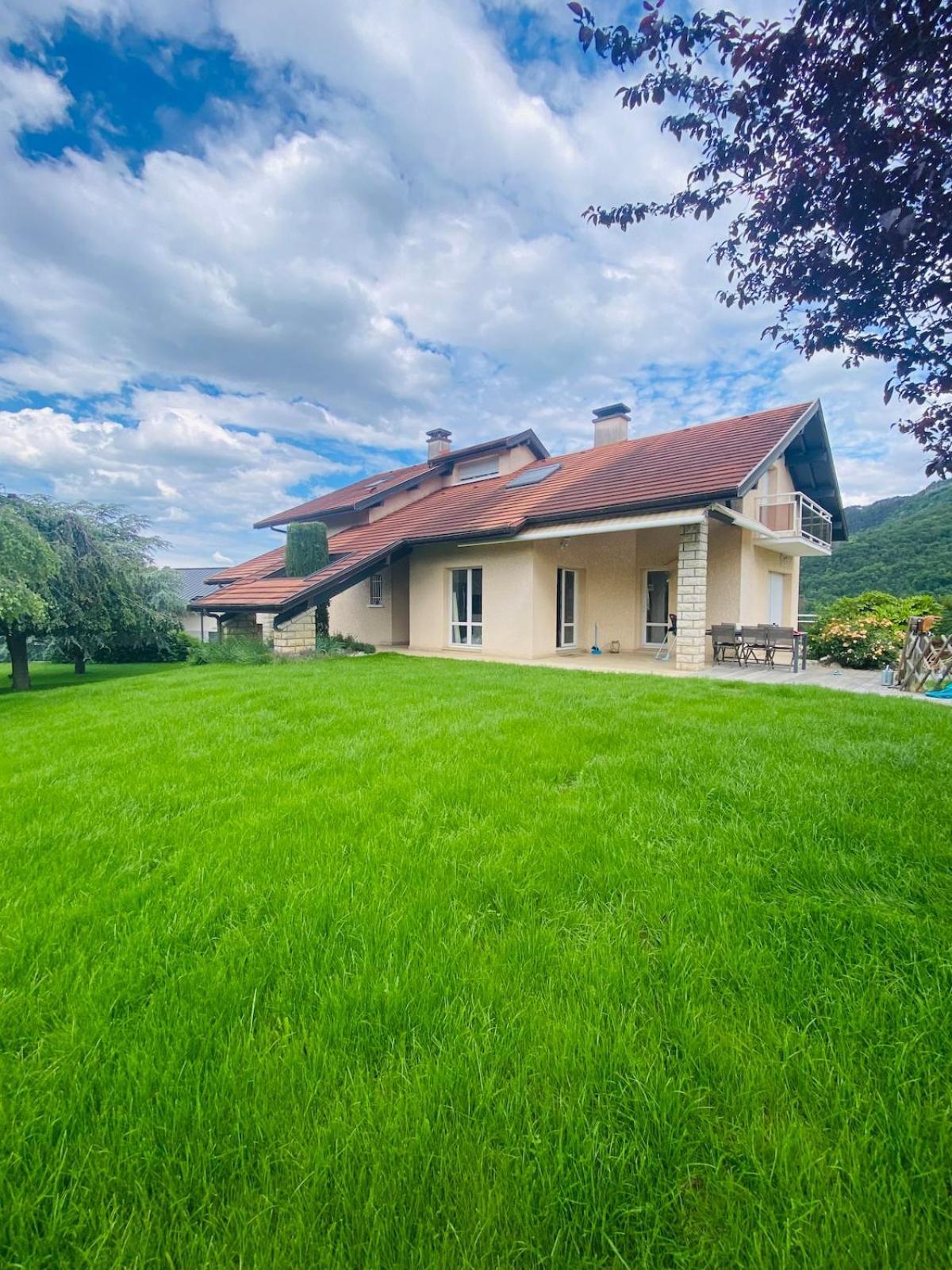Holiday home Des 3 Fontaines Annecy