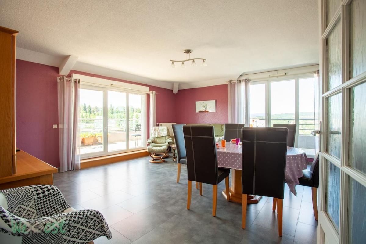 Apartment Republique - Ci -