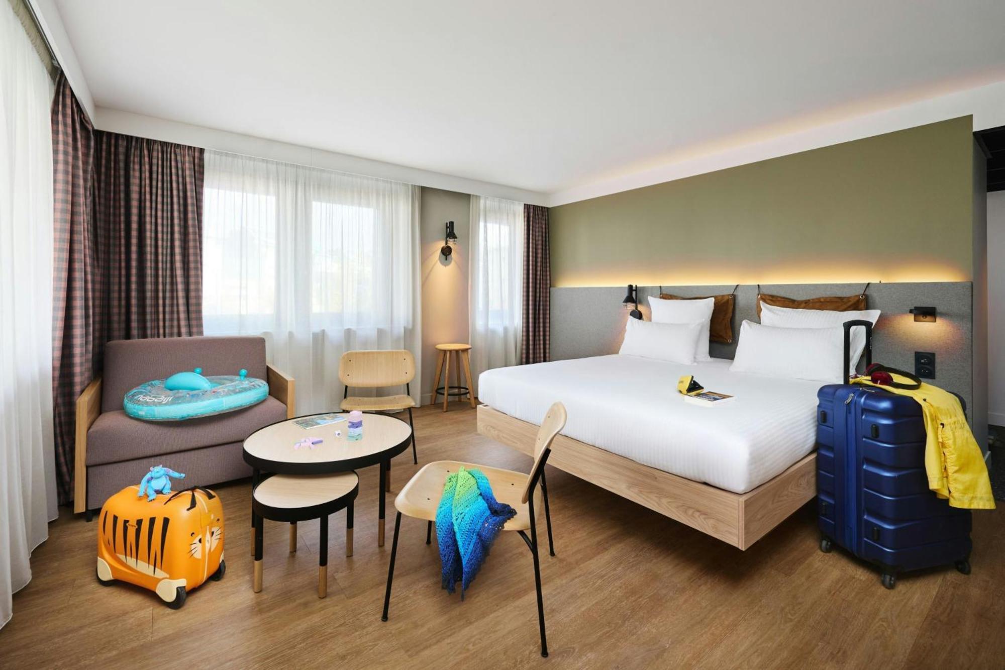 Moxy 3* Annecy