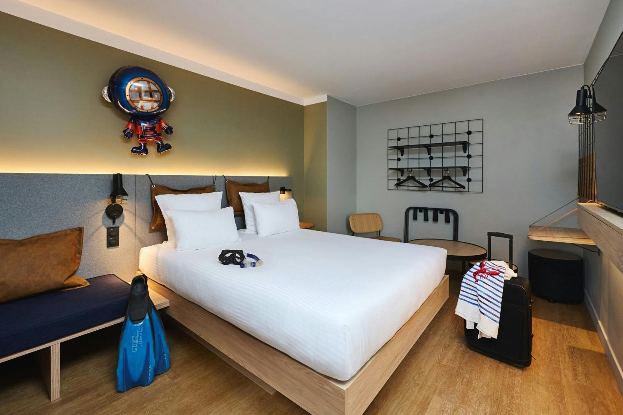 Moxy Hotel