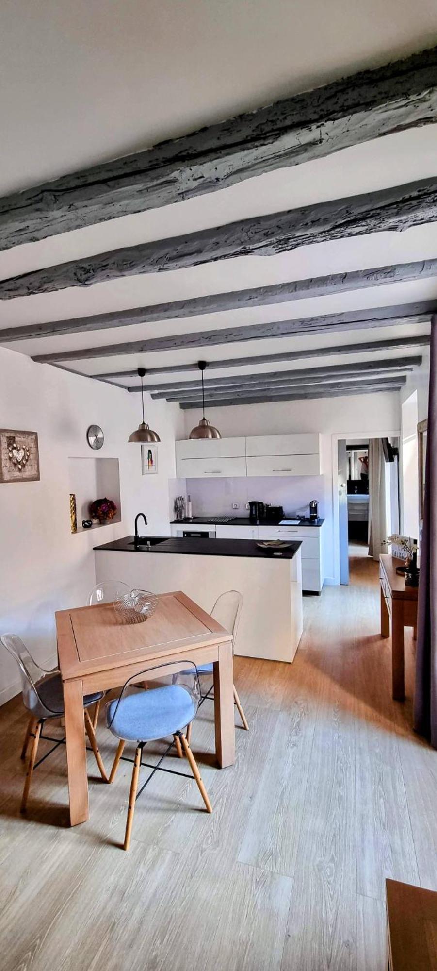 Apartment De Charme Au Coeur De La Vieille *