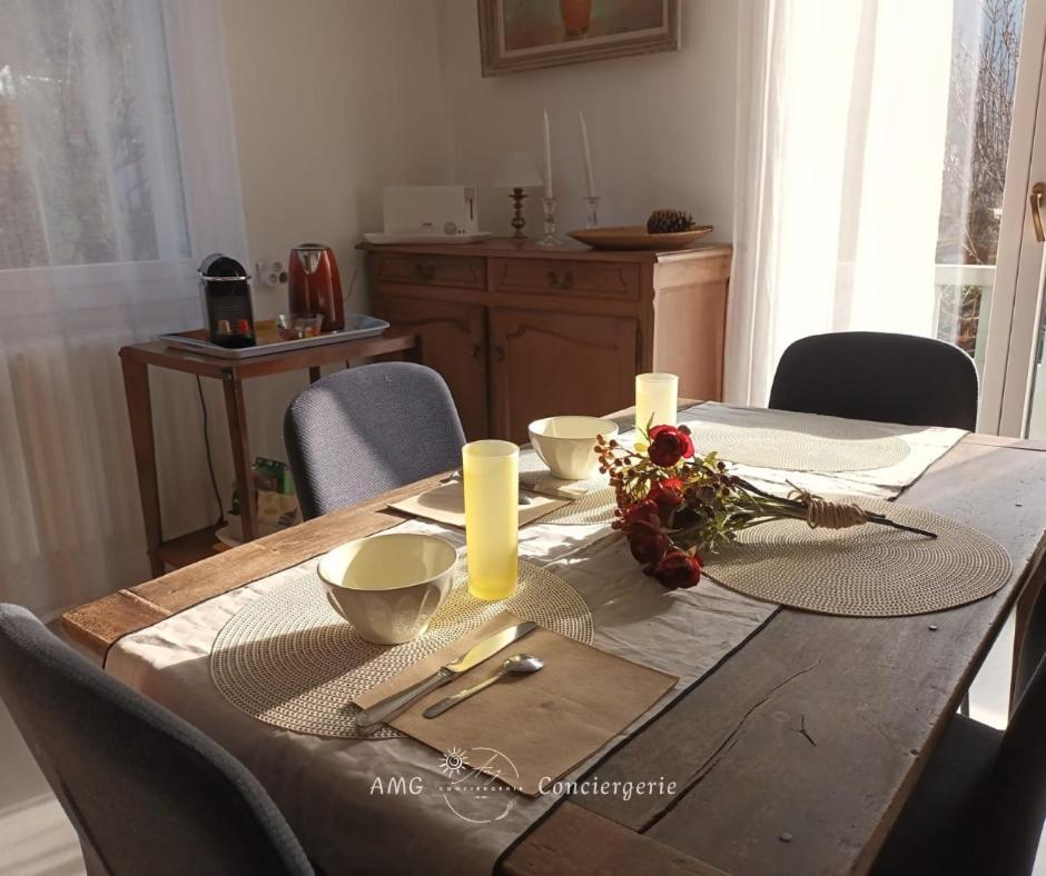 Holiday home Maison Charmante, A Deux Pas Du *