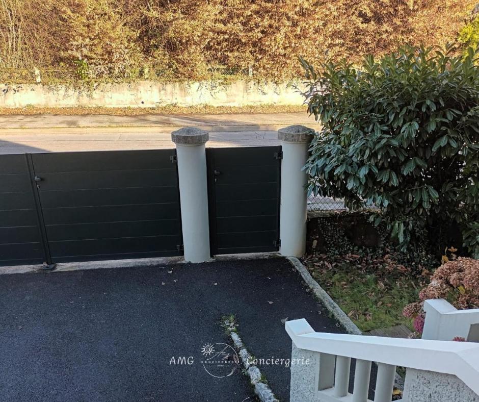 Maison Charmante, A Deux Pas Du Holiday home