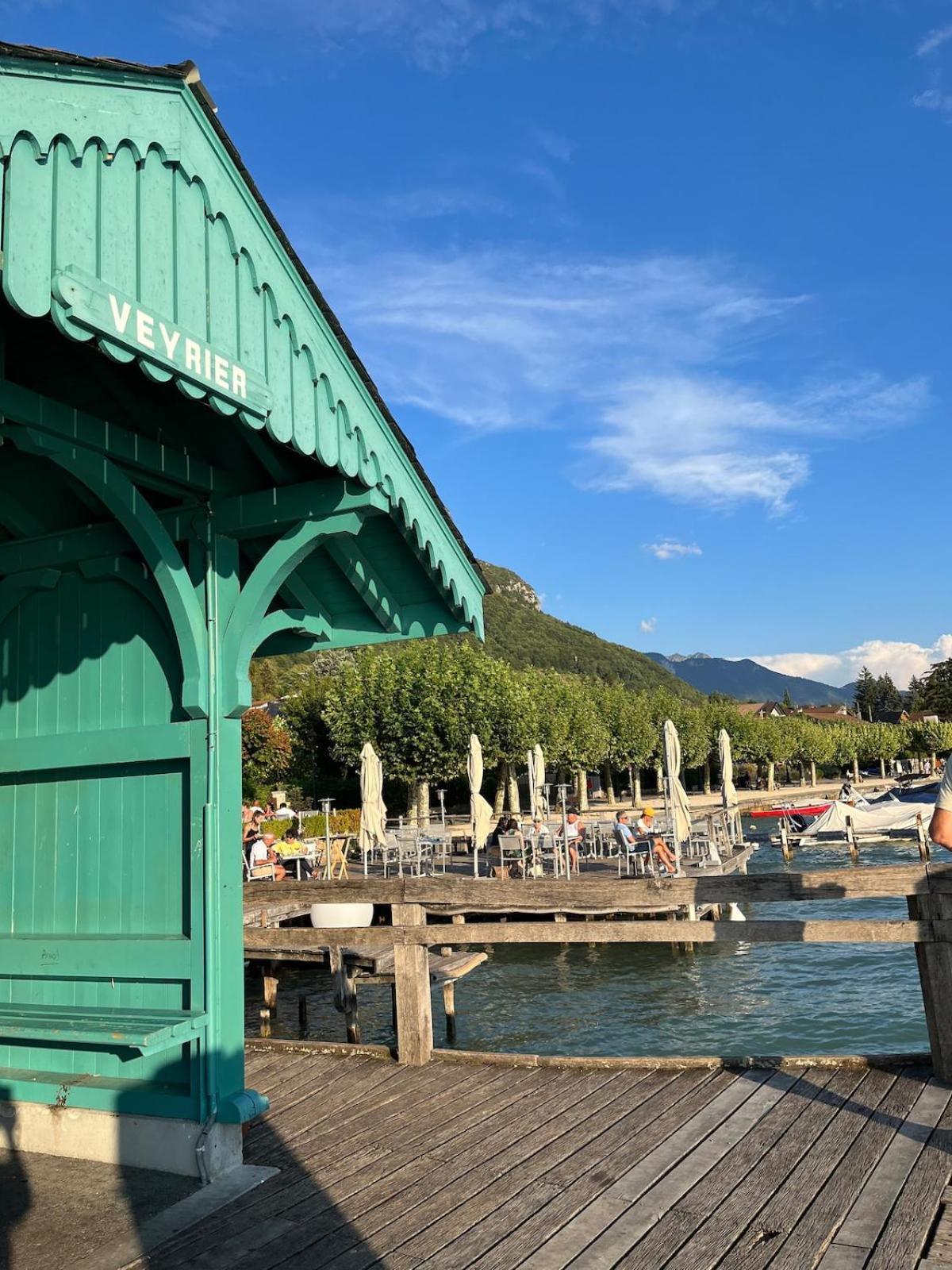 Familial Hyper Bien Situe Annecy