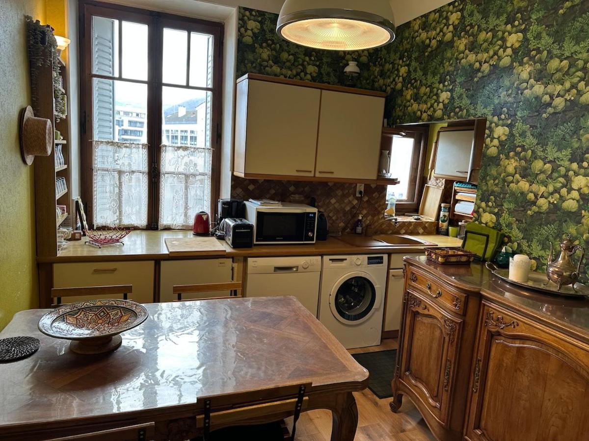 Familial Hyper Bien Situe Apartment