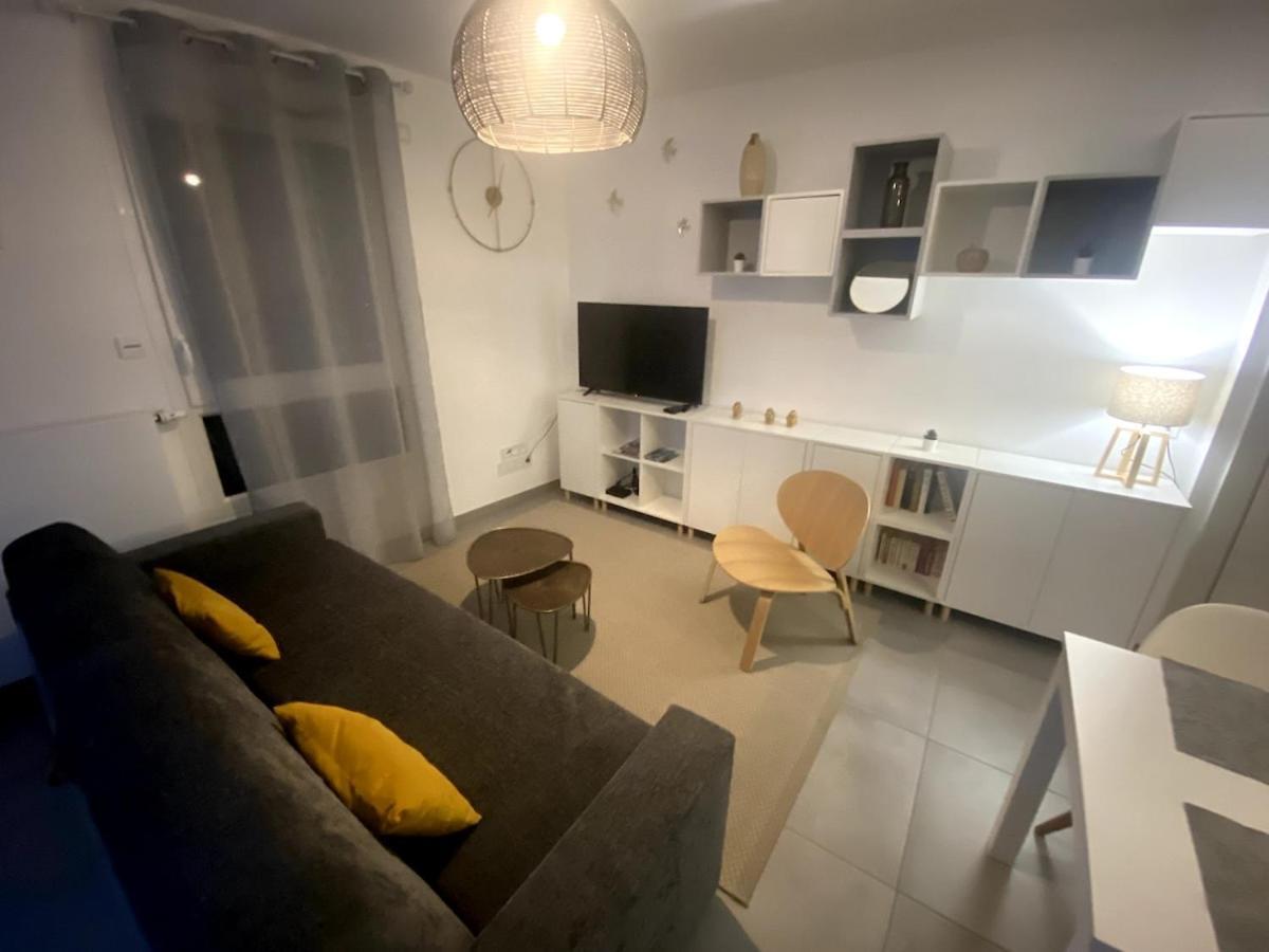 Petit Nid Au Centre Avec Garage Prive *