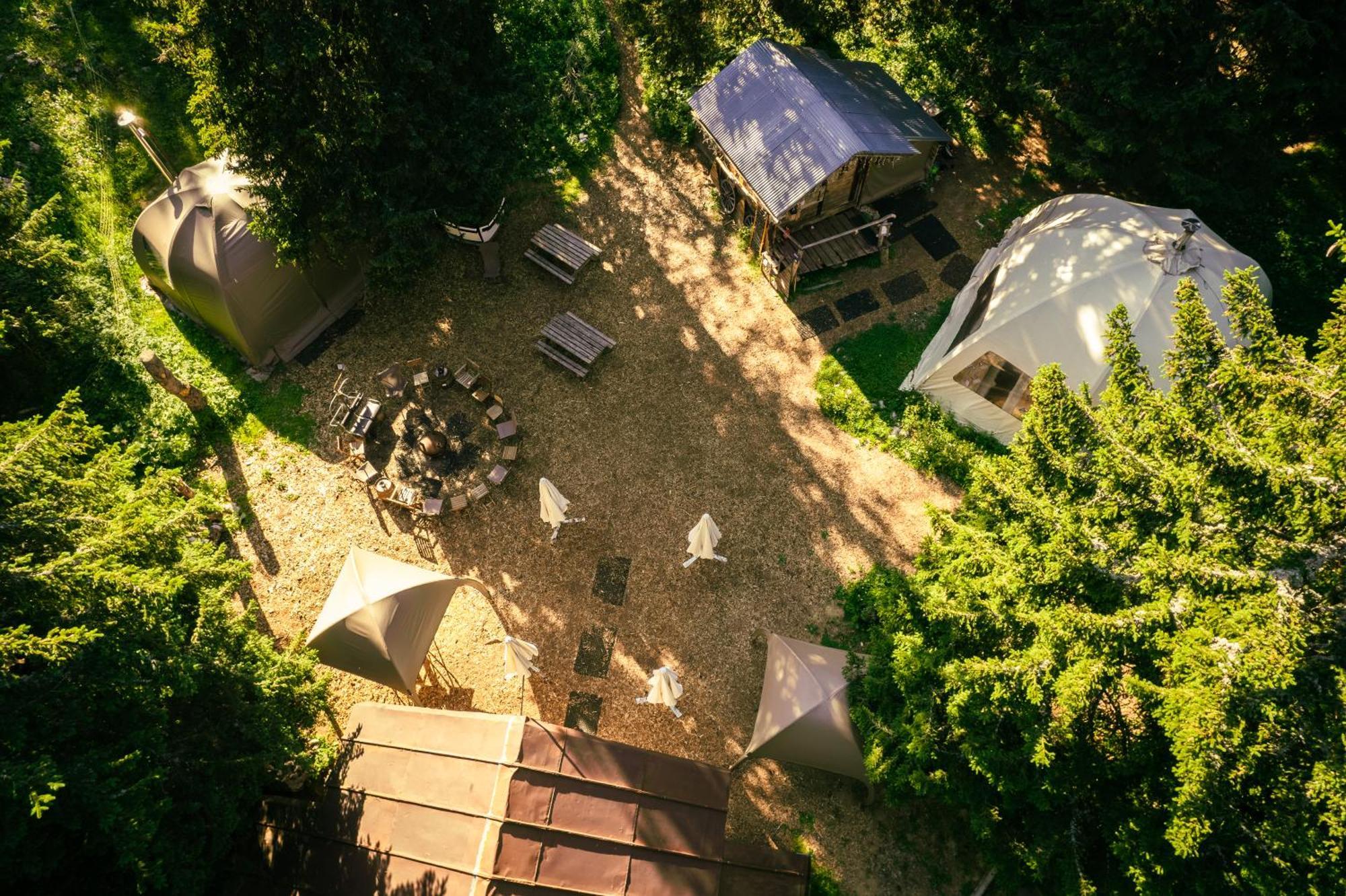 Eco Bivouac Village Igloos - Le Semnoz - A 20 Minutes D'annecy Luxury tent