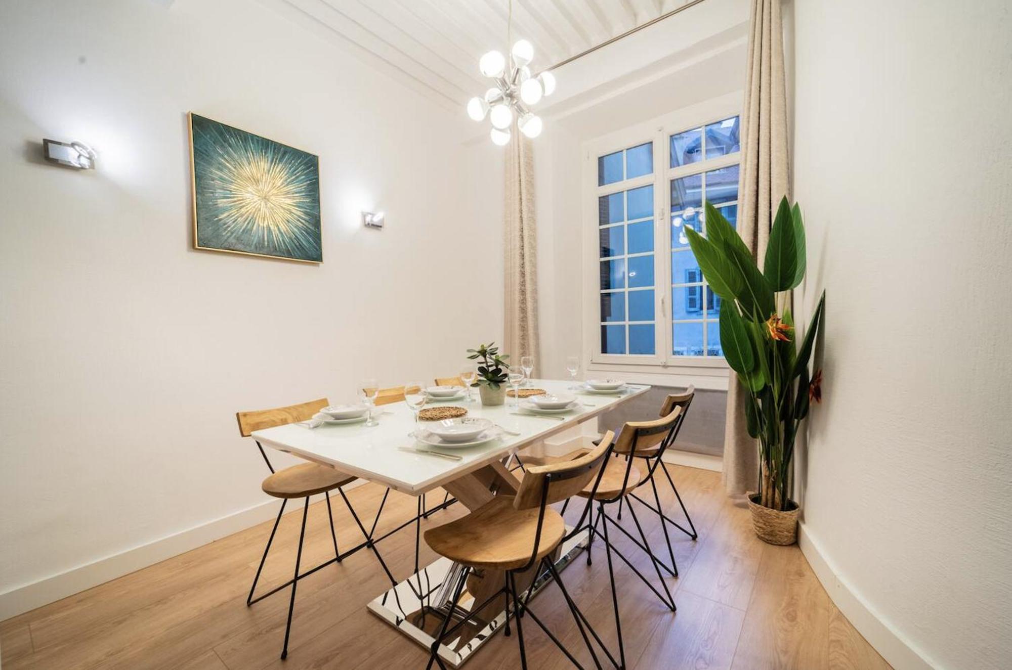Apartment Hyper Centre Proche Gare Sauna Balcon