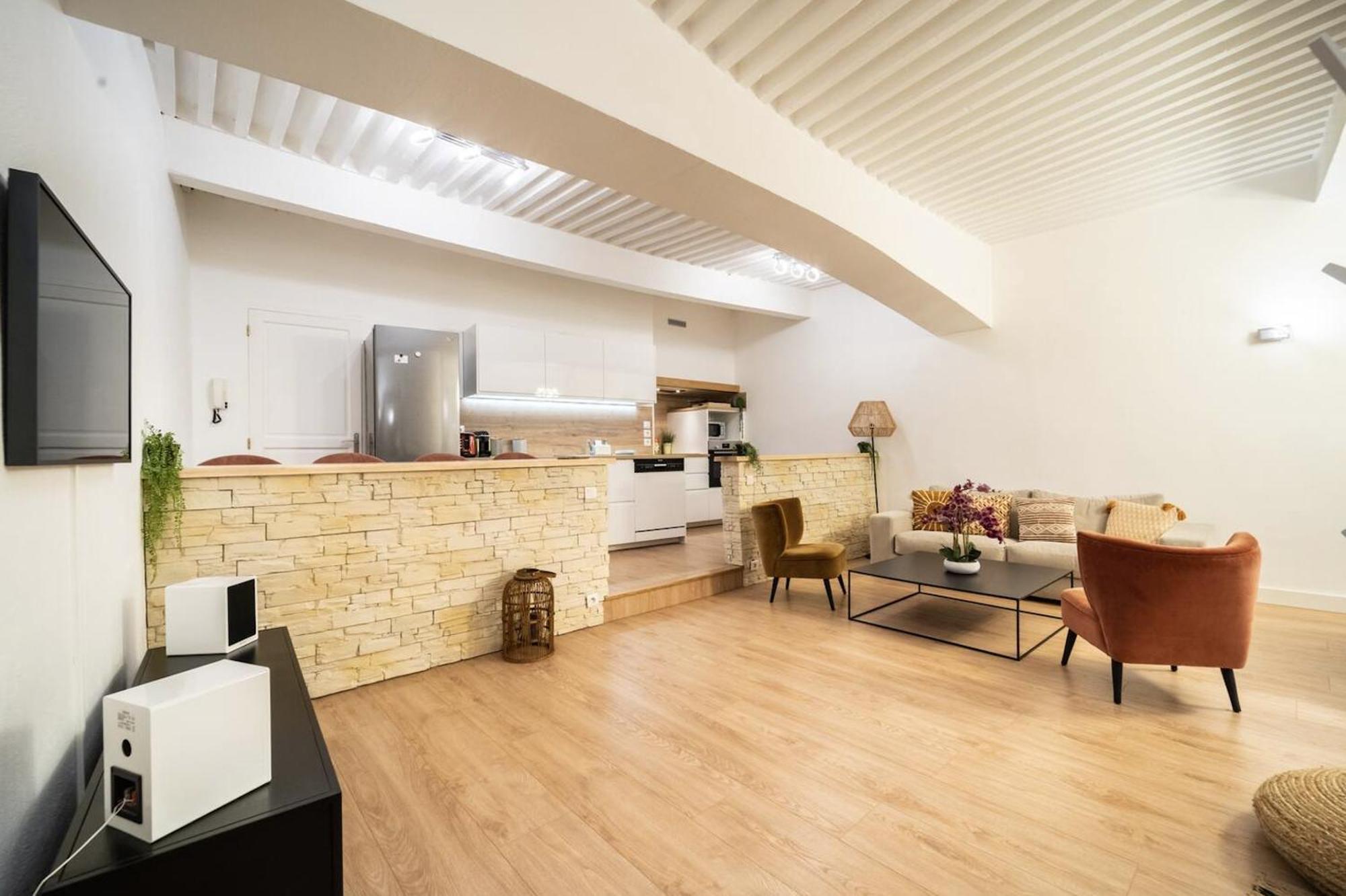 Hyper Centre Proche Gare Sauna Balcon Apartment