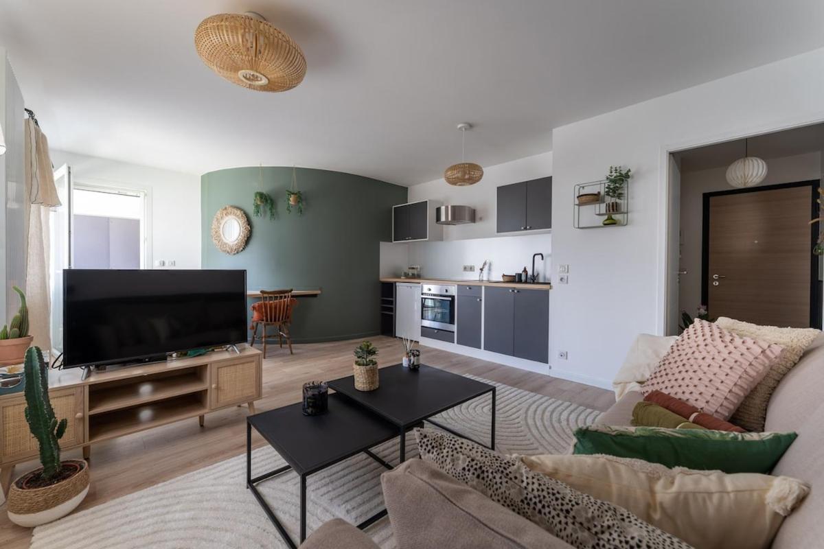 Apartment Annecy, Calme, Terrasse, Parking Box