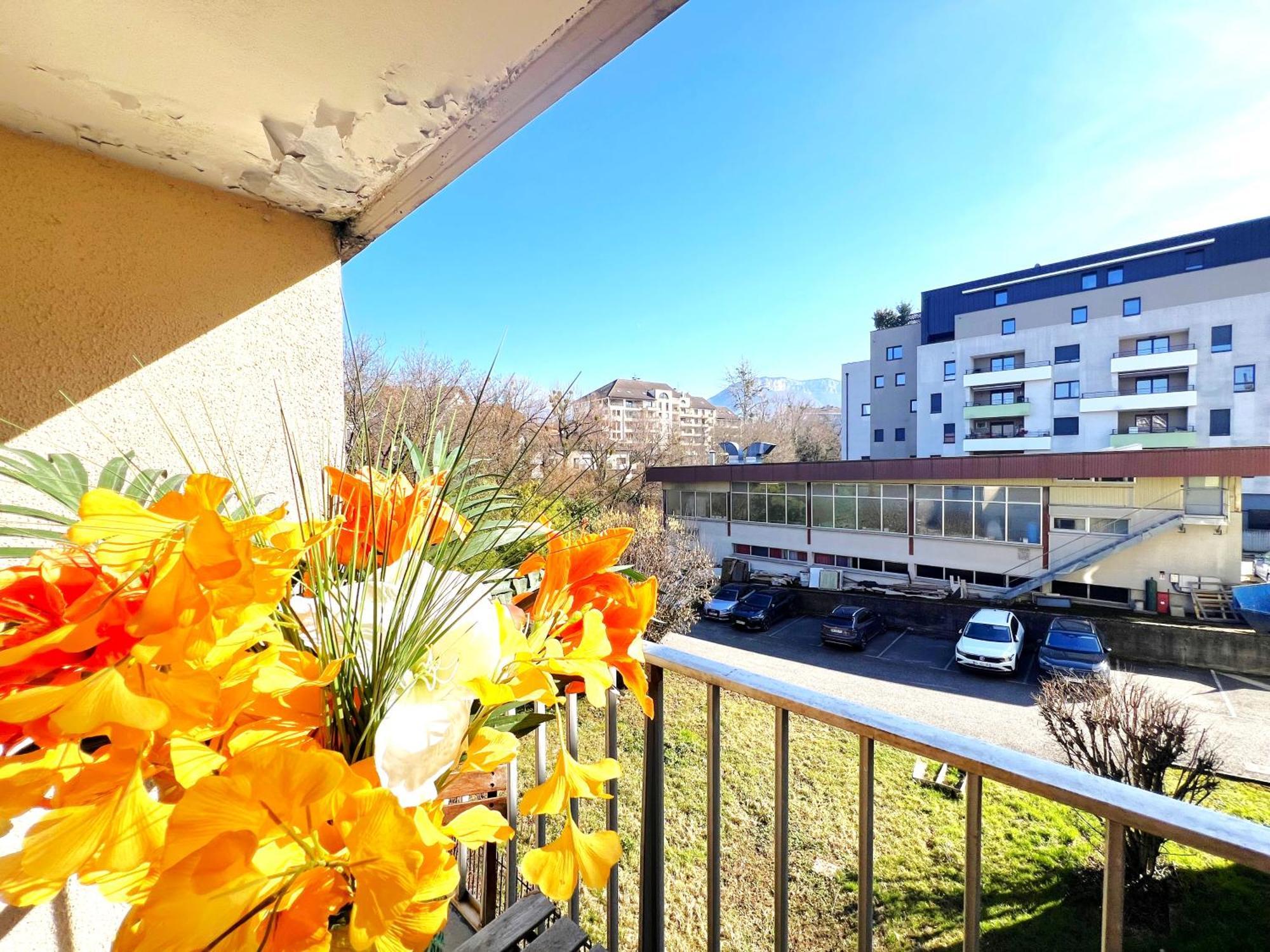Le Pont Neuf Apartment