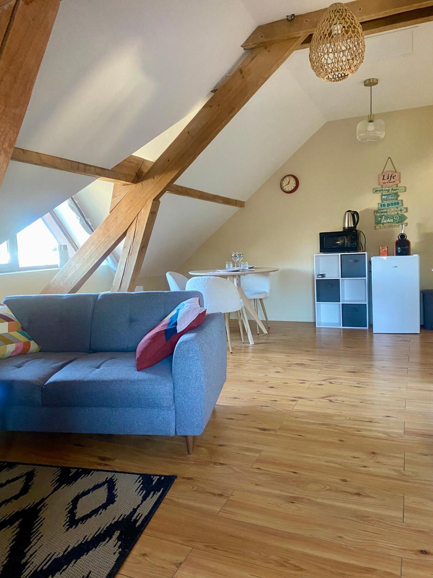 Appartement Appartement Cosy 40 M2, Climatise, Parking Gratuit *