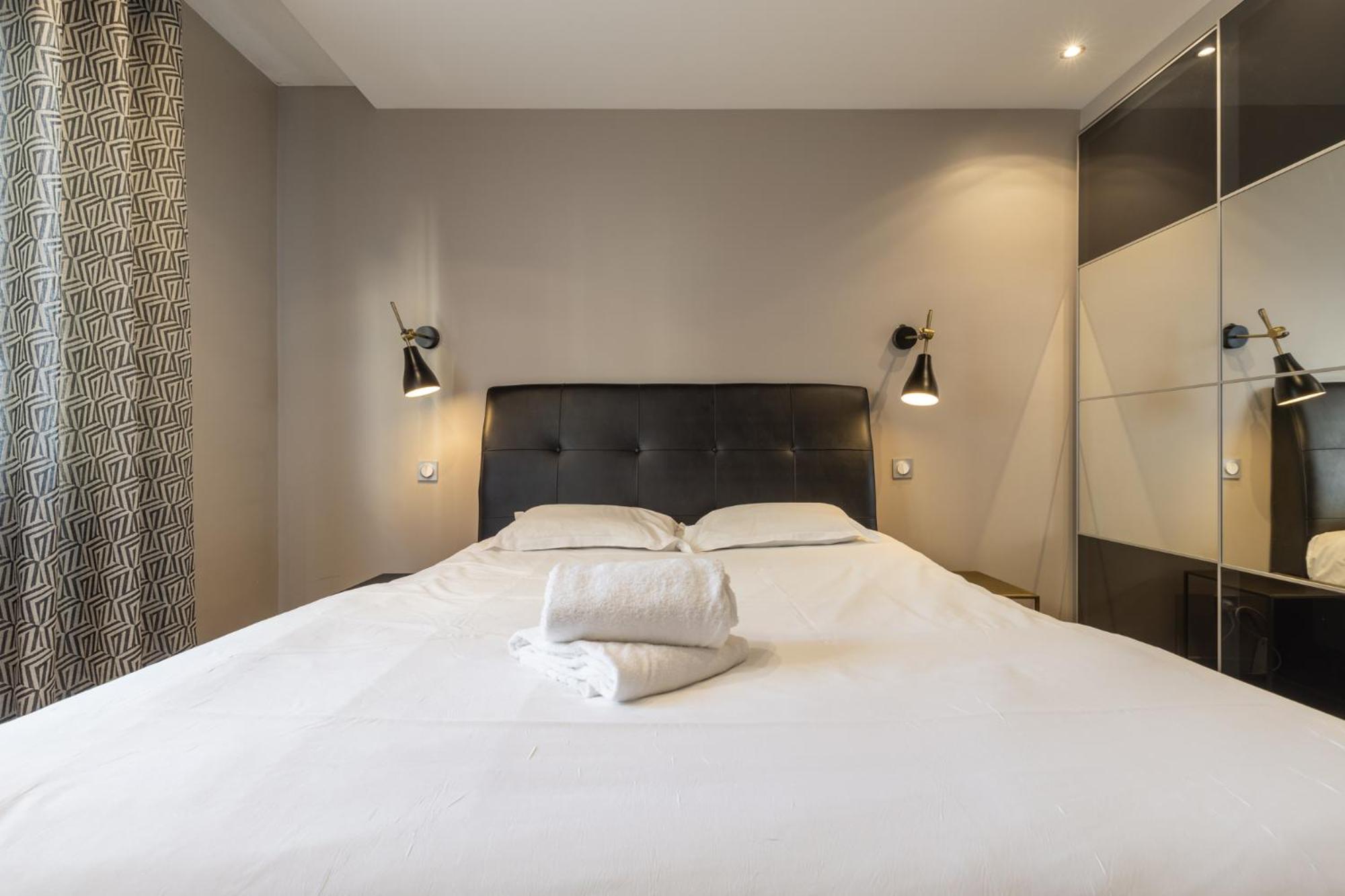 Ecrin Apartment *