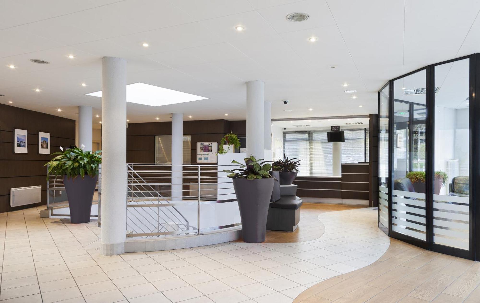 Comfort Les Hauts D'annecy Hotel 3*