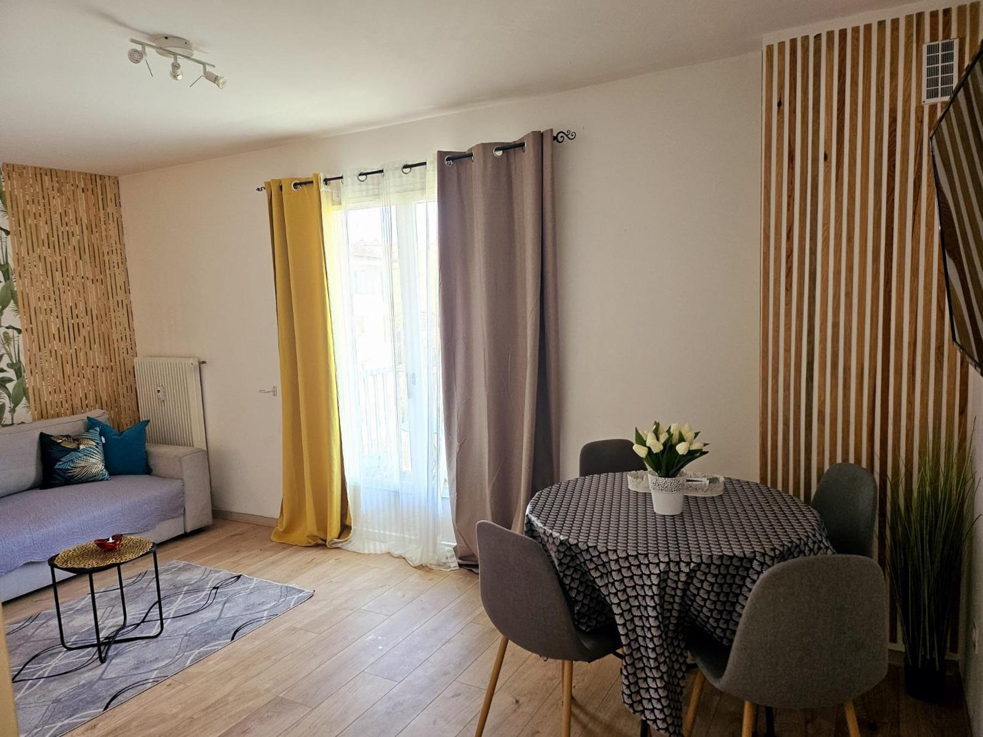 Appartement Paradise Near Downtown & Free Parking - Local Bike