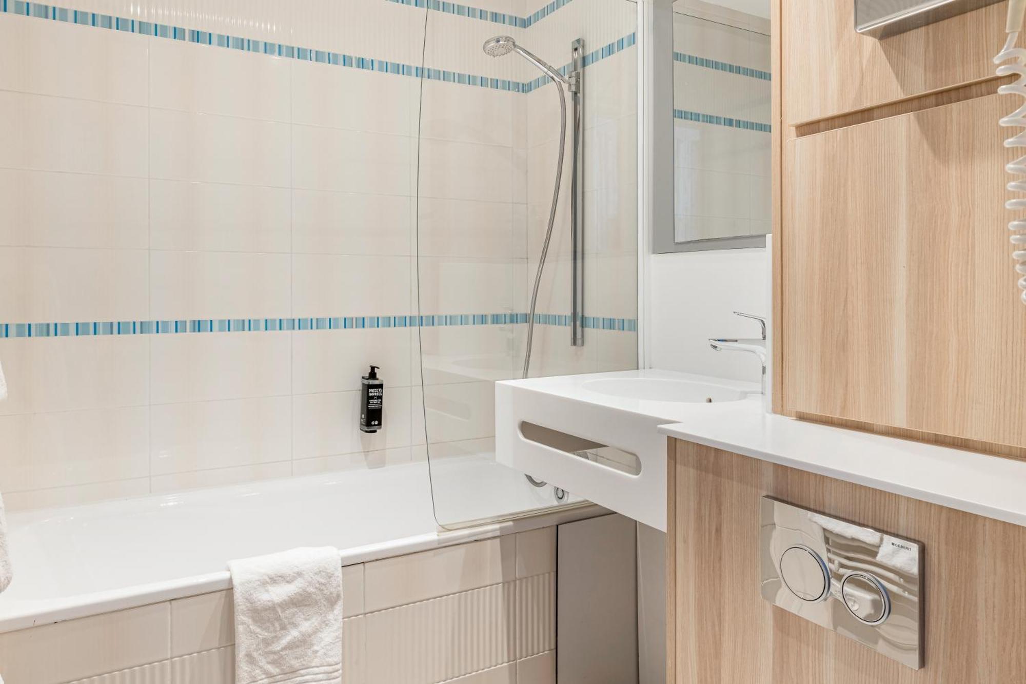 Hotel Ibis Styles Centre Gare Annecy