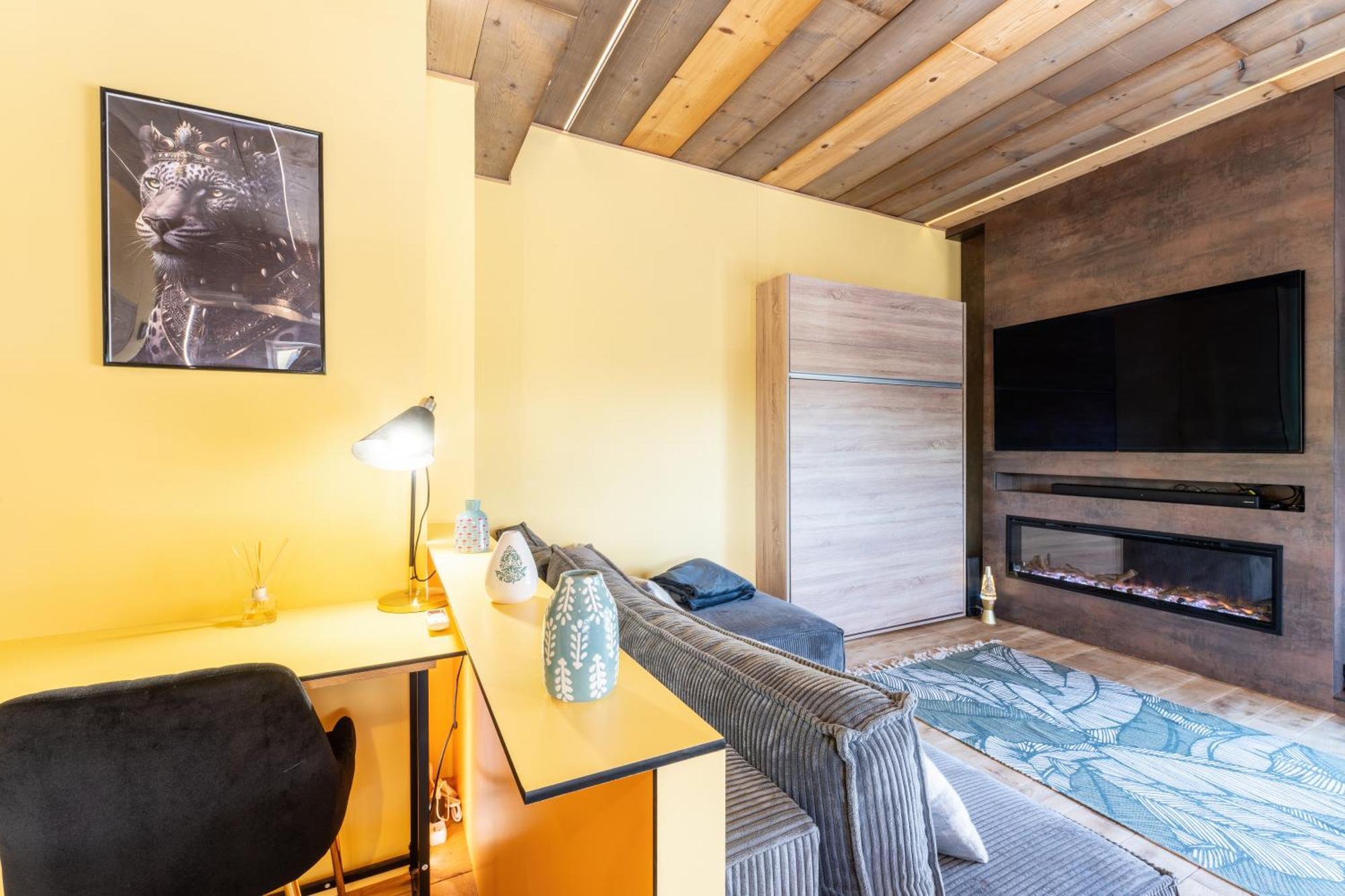 Apartamento Avec Piscine & Terrasse Vue Montagne
