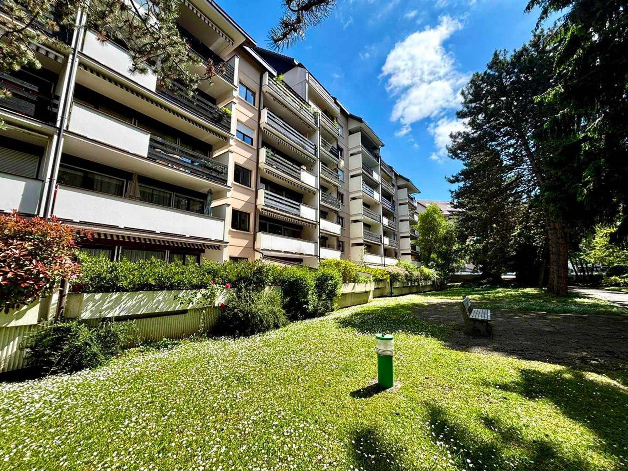 Apartment Spacieux 3 Pieces Proche Centre Annecy, Balcon Et Parking - Fr-1-432-90