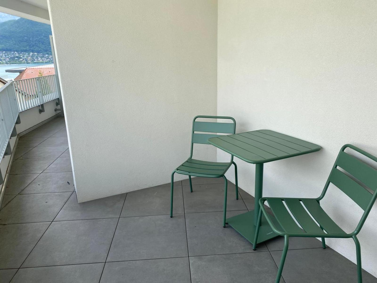Le Sapinou, Proche & Vieille Ville, Garage Annecy