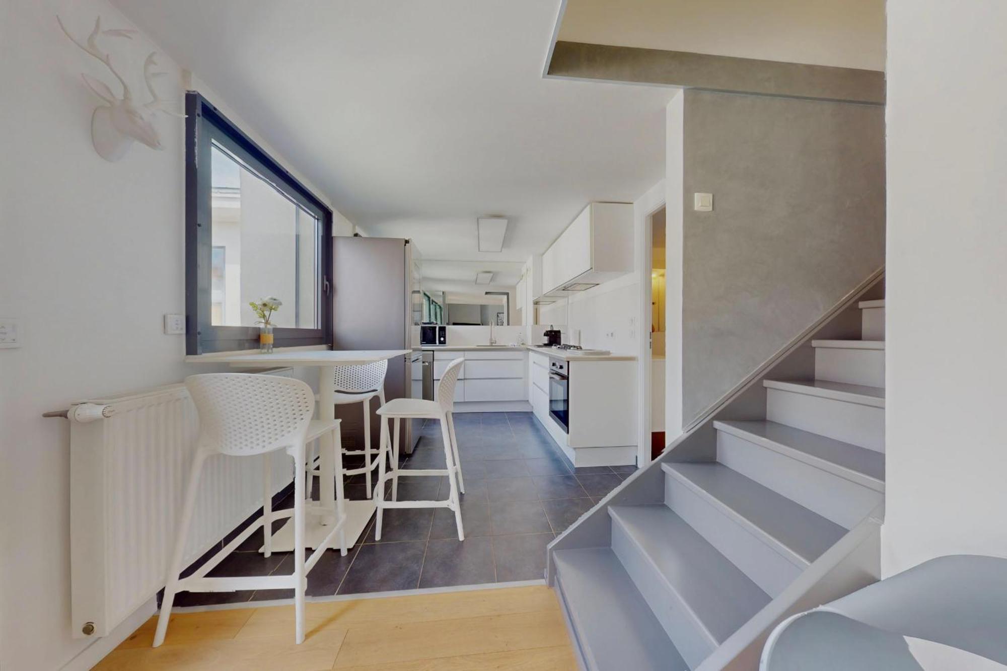 Apartment T3 En Duplex Au Centre Annecy