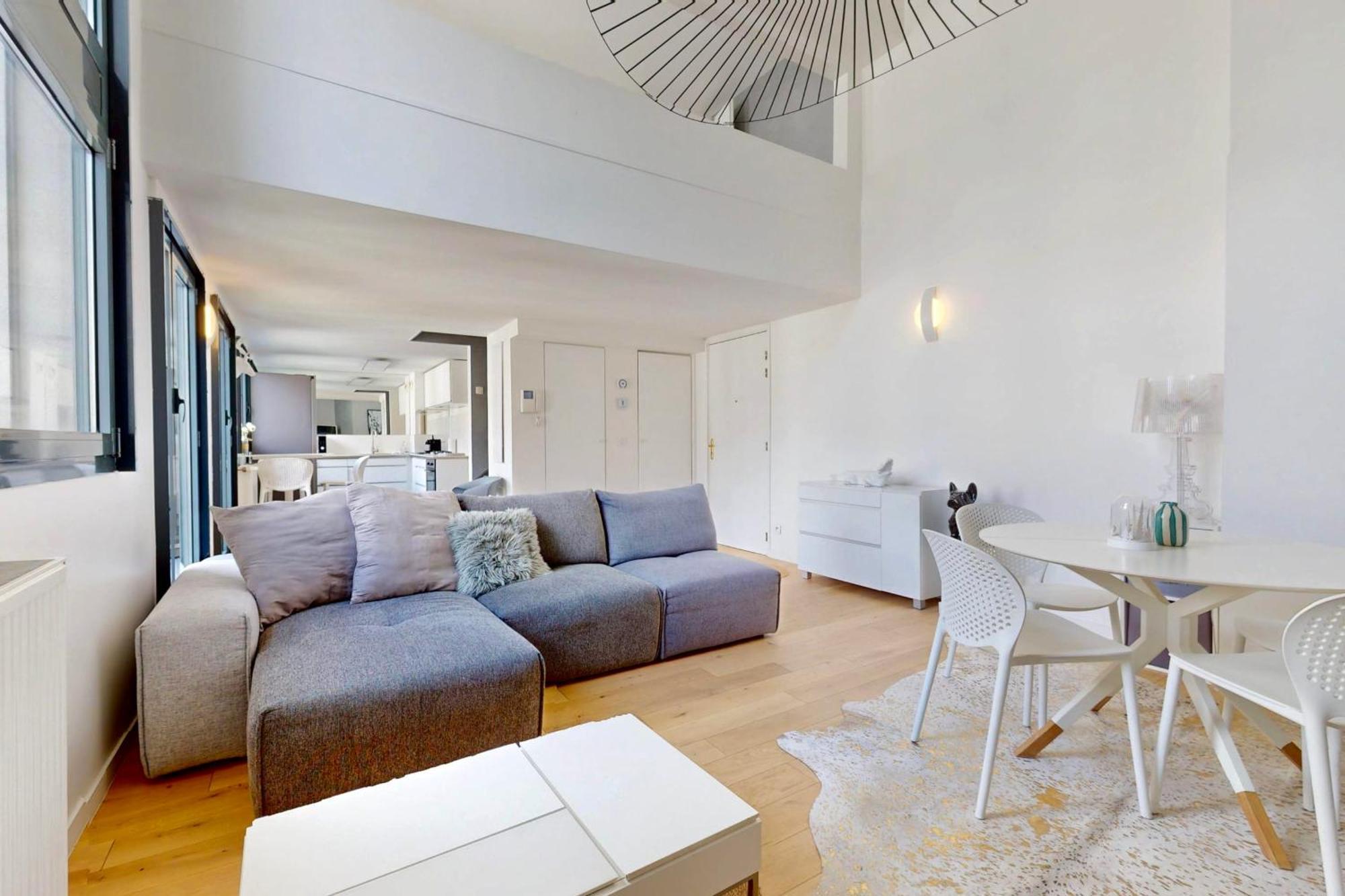 T3 En Duplex Au Centre * Annecy