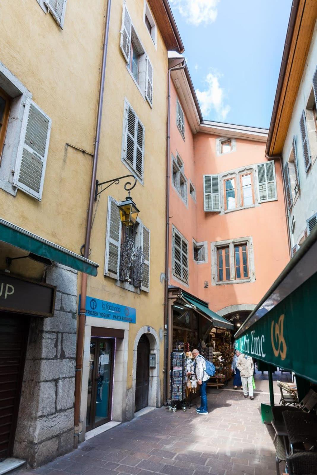 La Tournette -appartement Pour 2-4 Personnes Au Cœur De La Vieille *