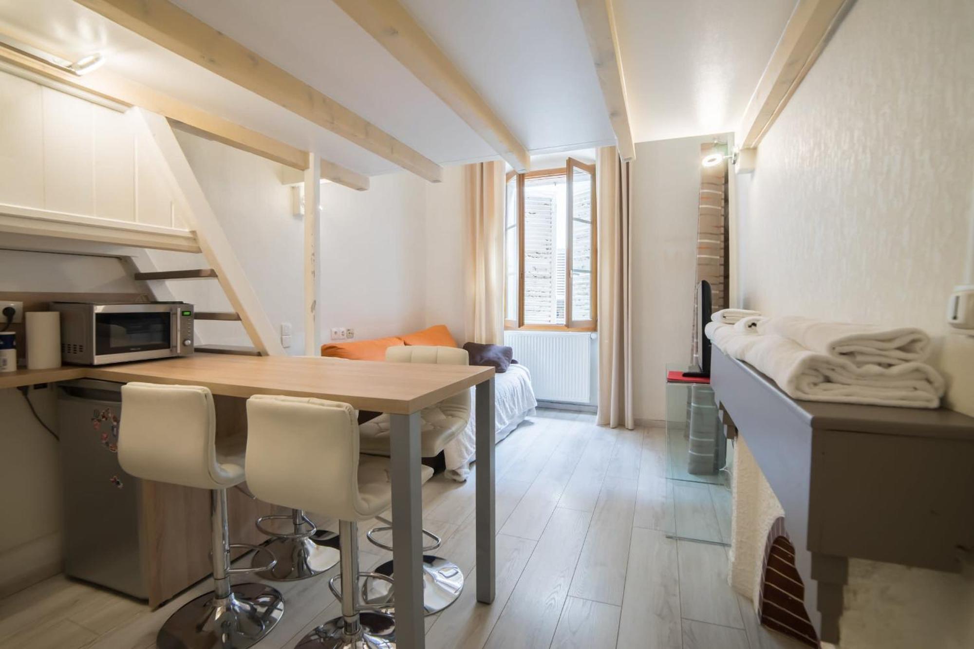 Le Semnoz - With Mezzanine In The Heart Of The Old Town Apartment