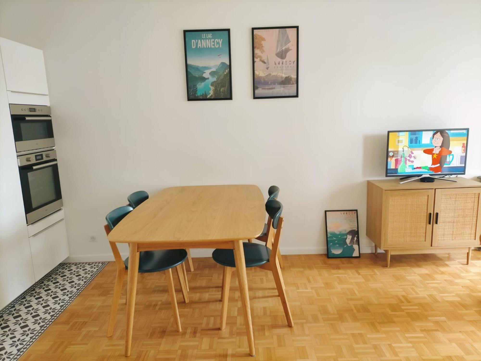 T3 Centre & Lac, Balcon, Garage