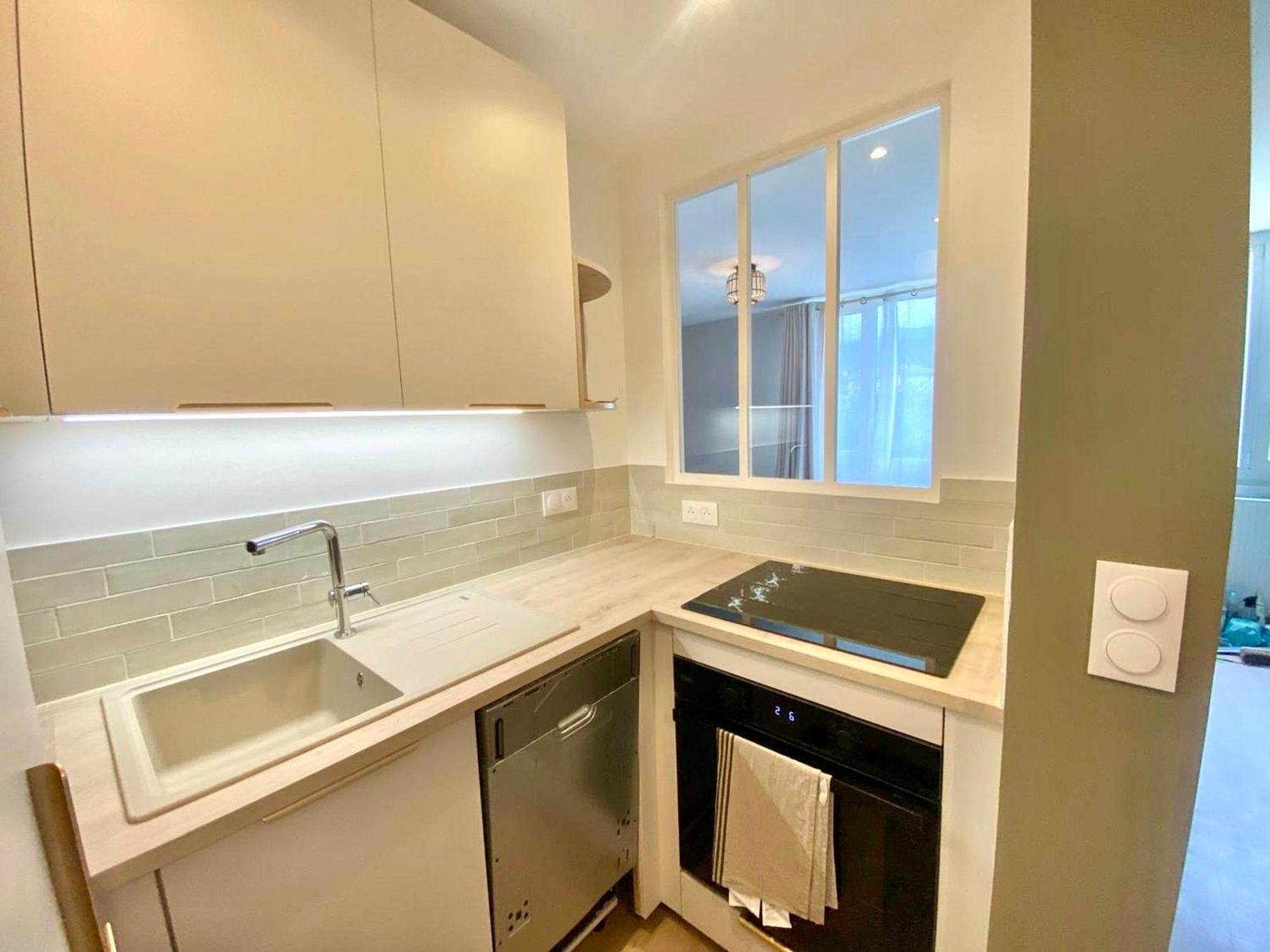 Appartement Appartement Renove Proche Lac Avec Parking - Fr-1-432-93 *