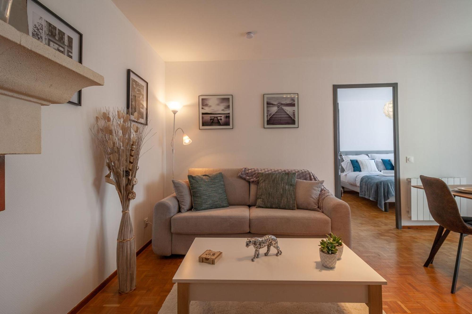 Appartement Le Domino - Cran Gevrier Center - *