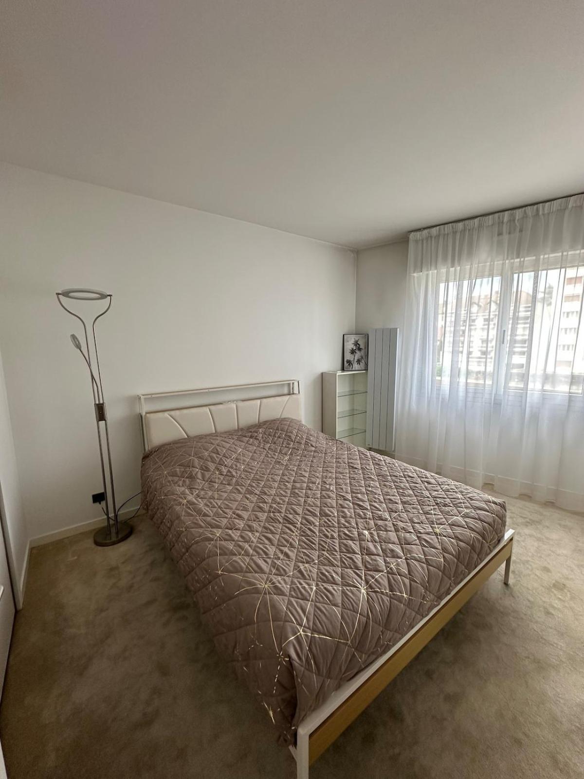T2, Balcon, Centre Et Lac, Garage, 73M2, Calme Chic Annecy