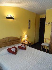 Du Chateau Hotel 2*