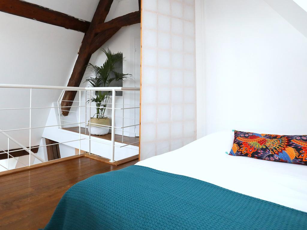 Apartment Folk Loft