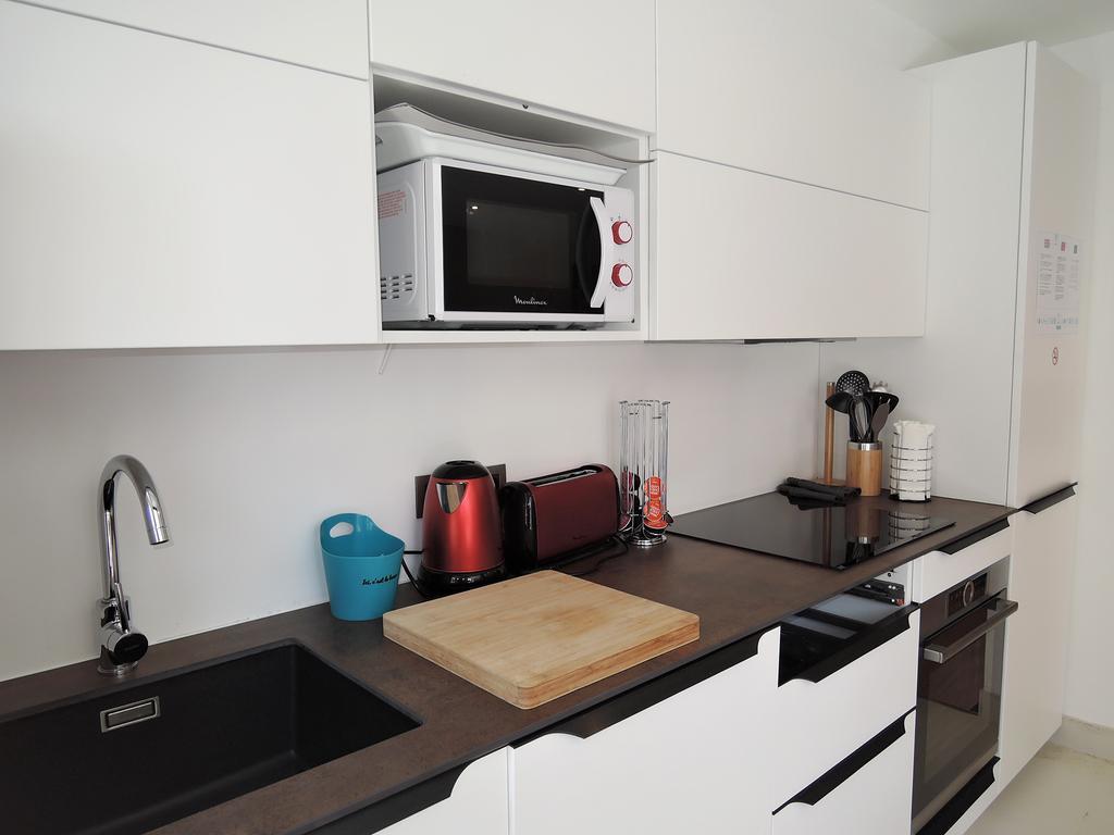 Lofts And Lakes Premium Apartment *