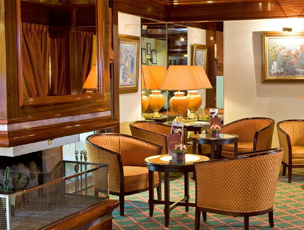 Le Flamboyant Hotel