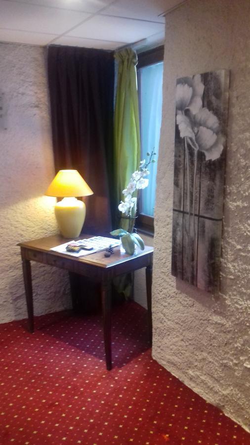 Des Marquisats Hotel