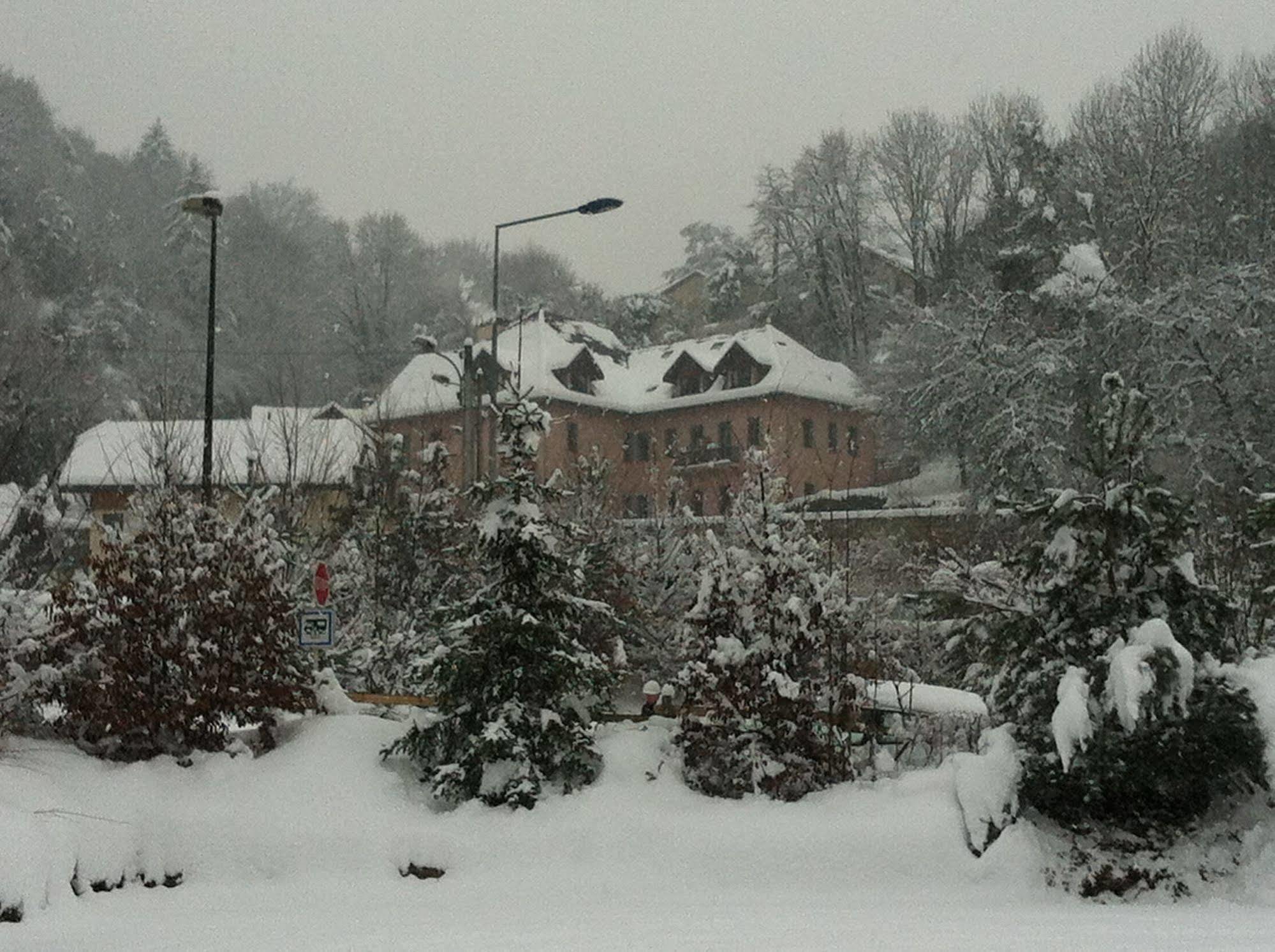 Hotel Des Marquisats 3*