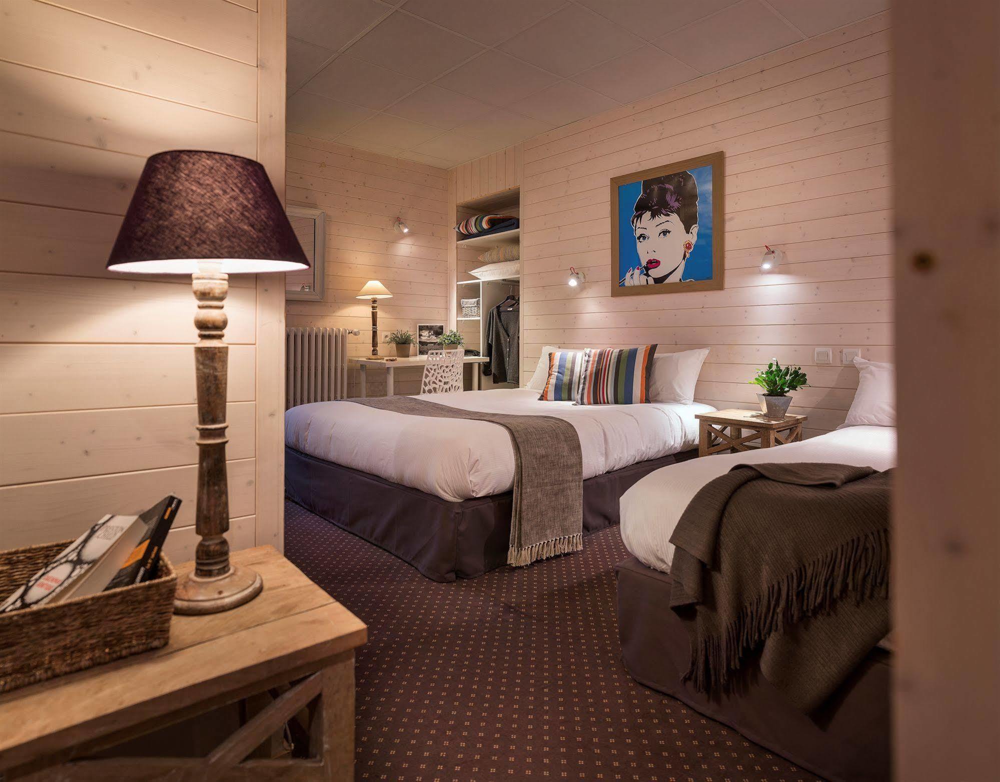Des Alpes Hotel 2*