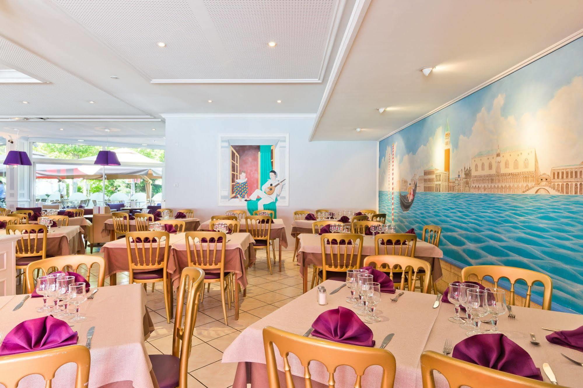 Novel Restaurant La Mamma