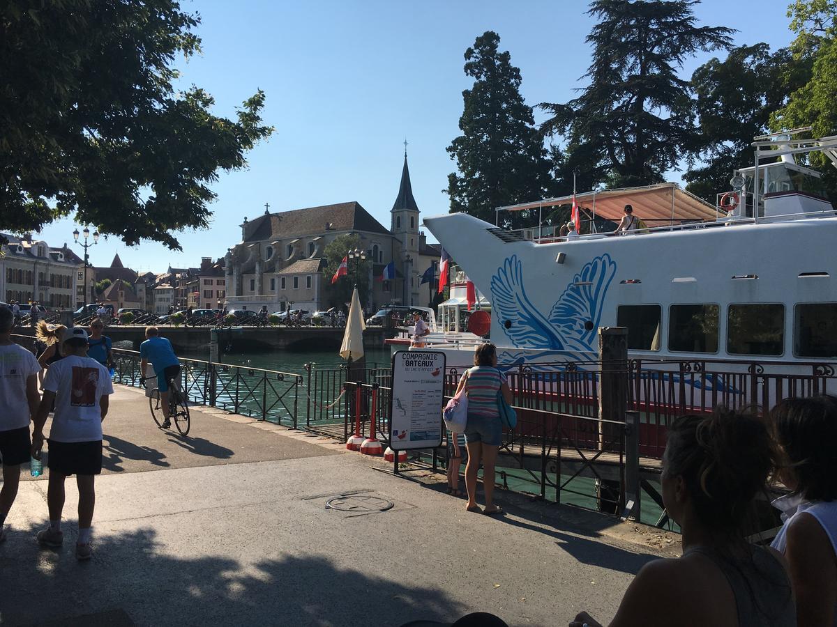 The Boat Annecy
