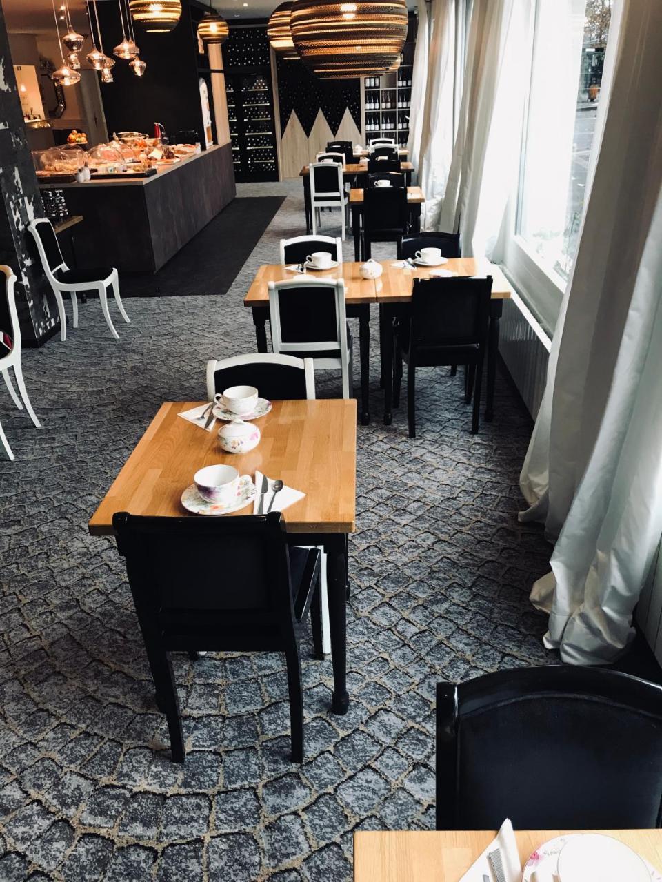 Hotel Catalpa 3*