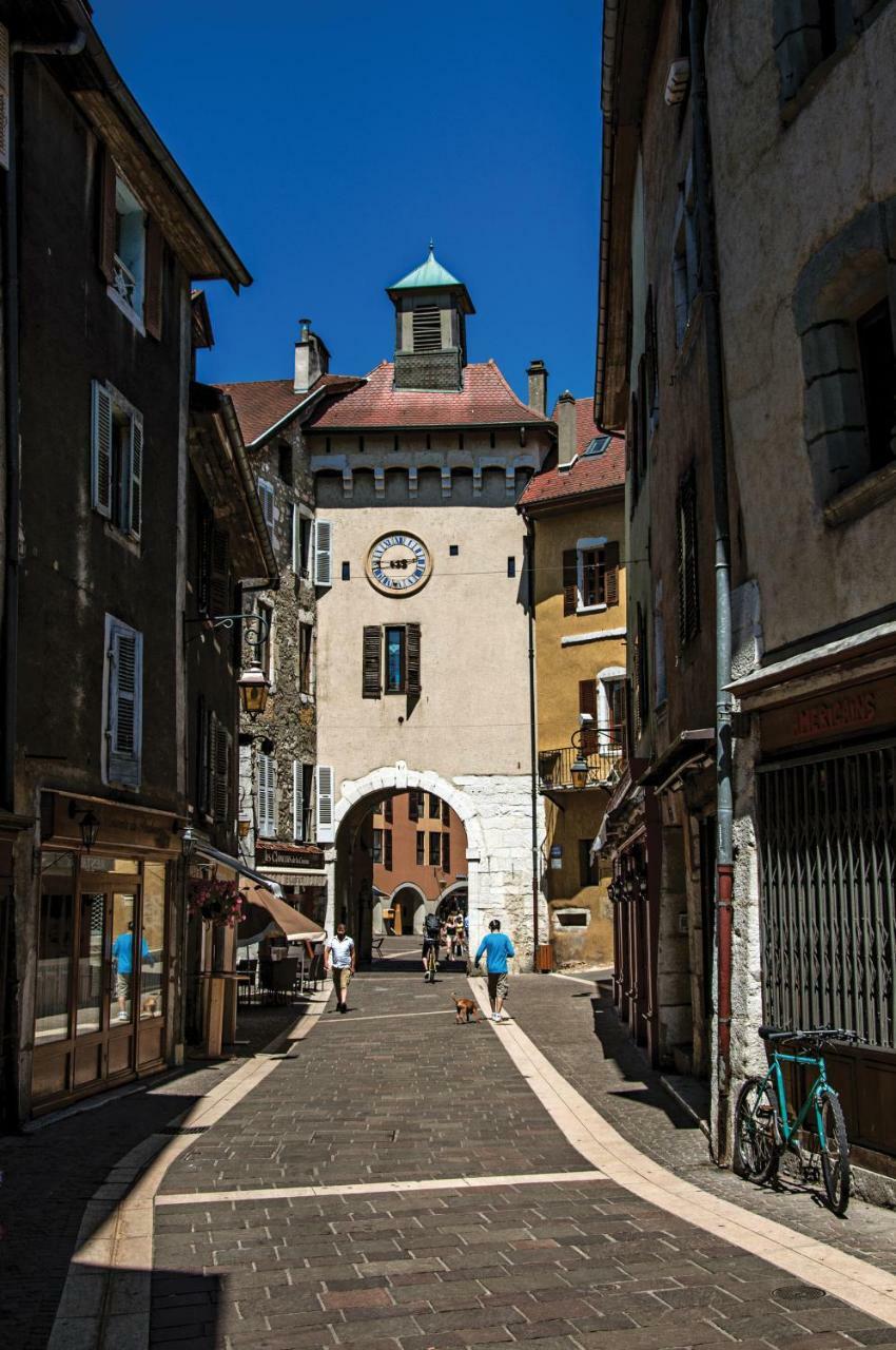 Maison Paul & Romy- L'horloge Annecy
