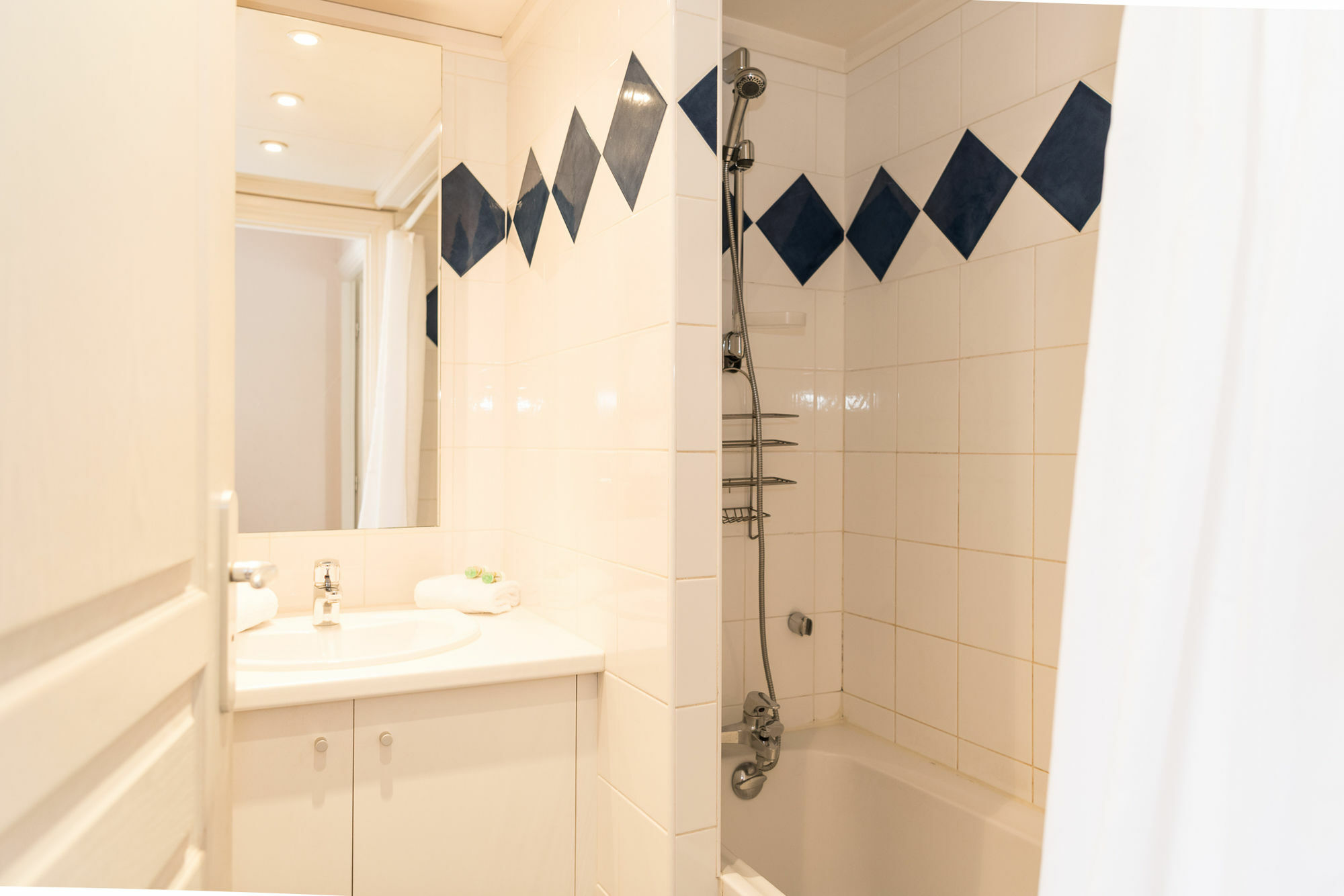 Les Z'hirondelles Hotel Annecy