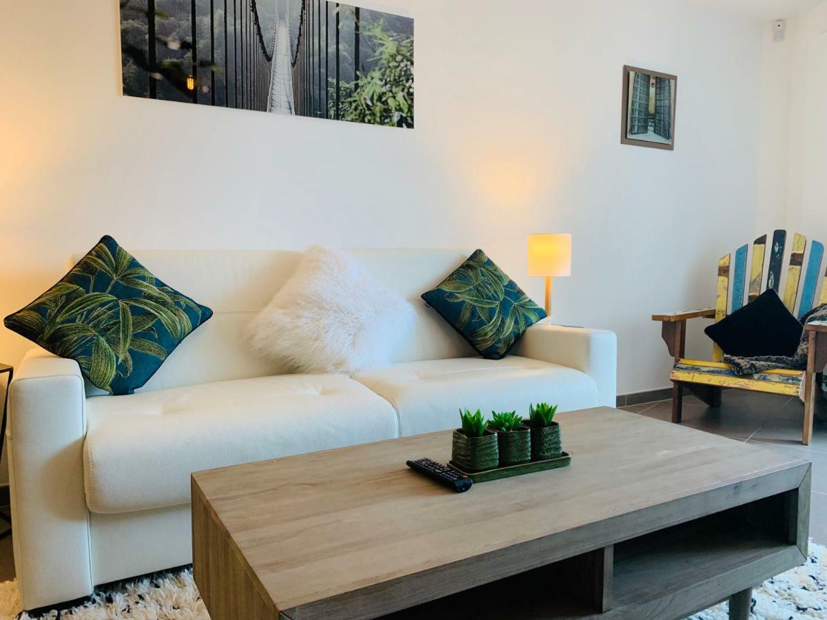 Apartment Rayan 4 Etoiles - Proche & Vieille Ville, Garage Prive, Secteur Recherche Annecy