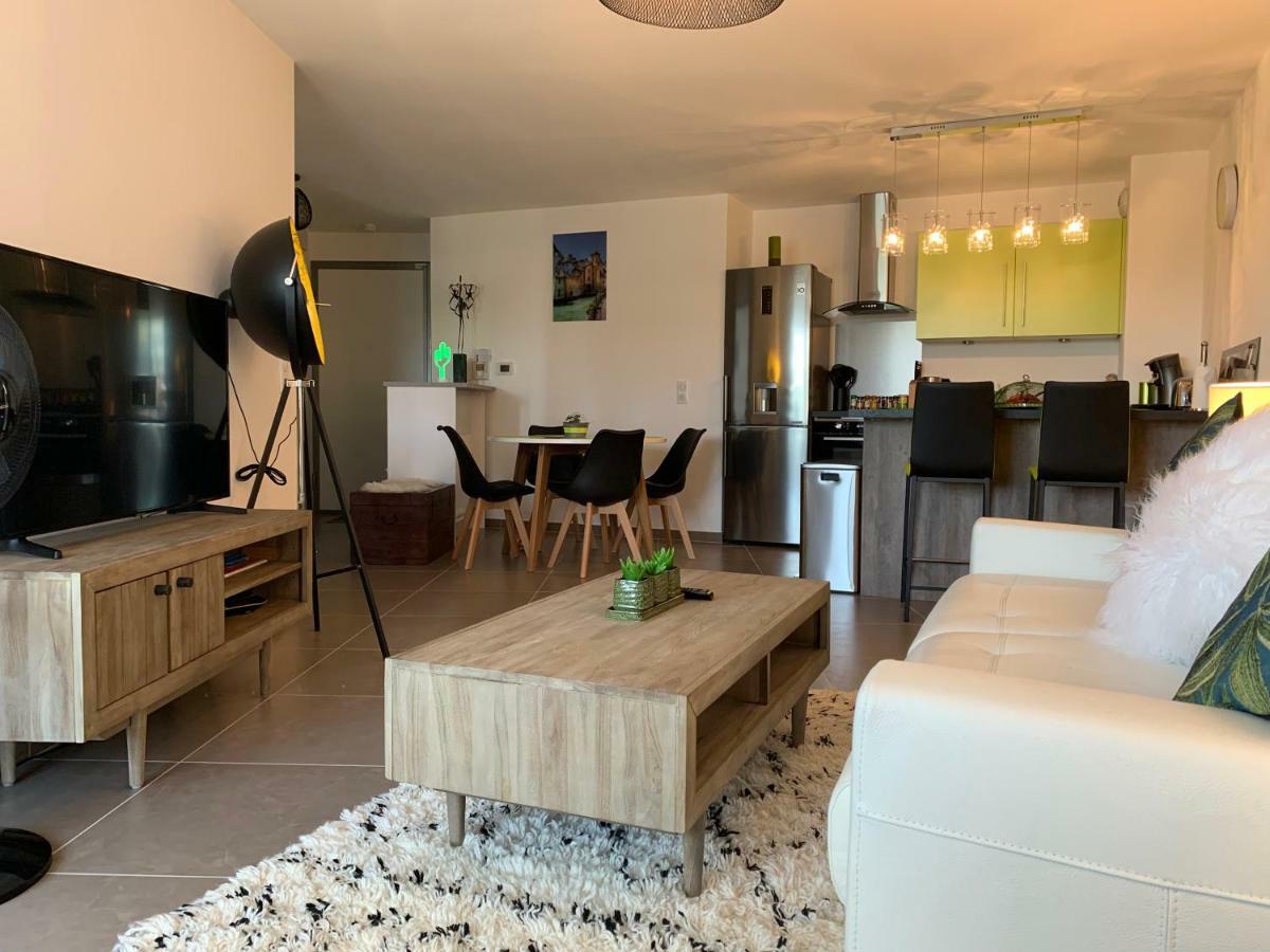 Apartment Rayan 4 Etoiles - Proche & Vieille Ville, Garage Prive, Secteur Recherche