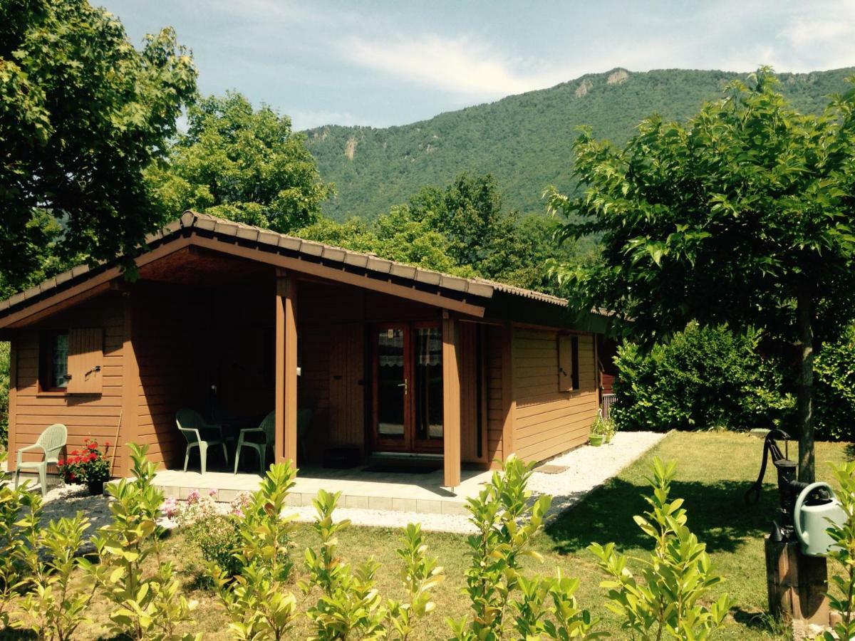 Lakeside Cabin Acampamento