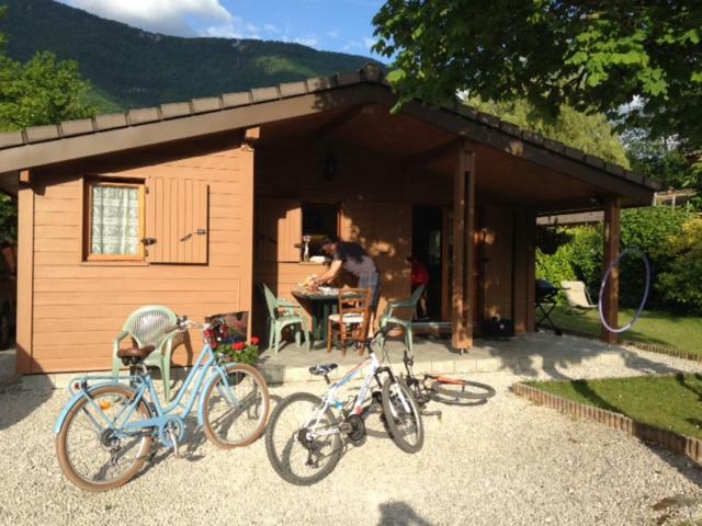 Acampamento Lakeside Cabin 4*